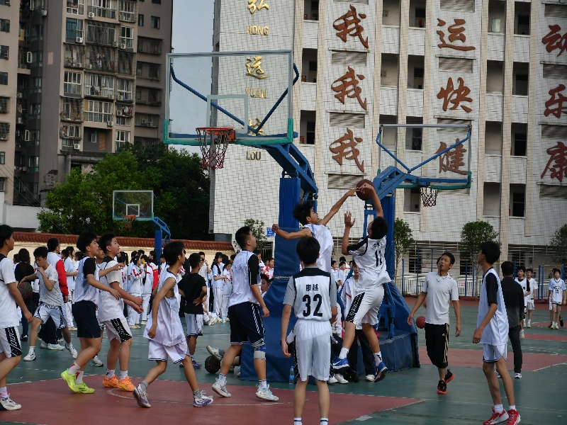 1779846459221040694.jpg 沱中校区精彩瞬间1.jpg